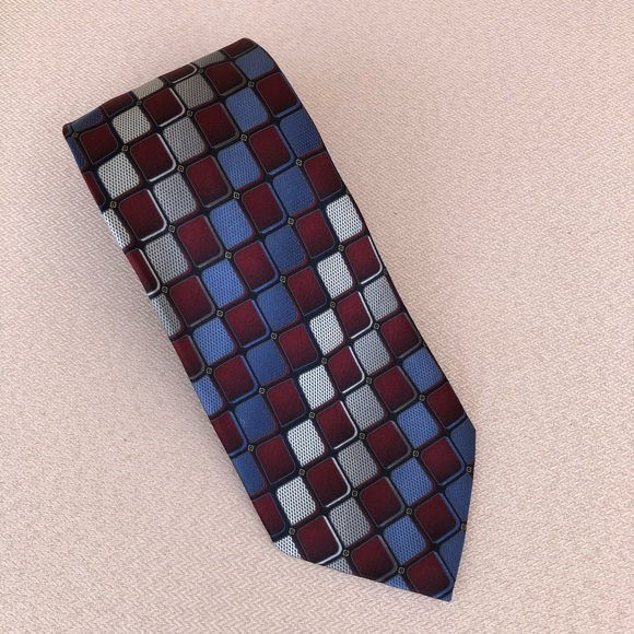 Kilburne & Finch Fine Clothiers Geometry Design Burgundy, Blue, Black Silk Tie - Picture 2 of 9